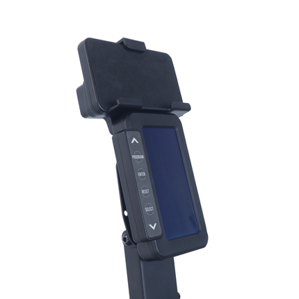 HIIT antrenmanları için Mag Air Spin Bisikletinin Sergilenmesi